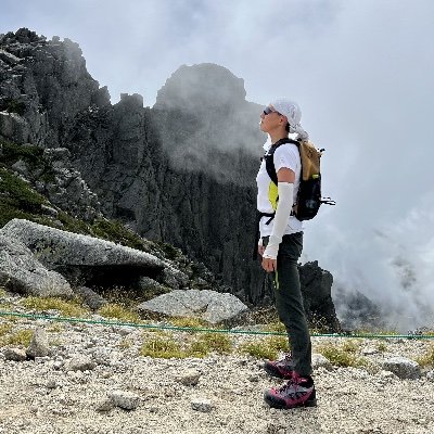 ロードバイクを心地よく＆長距離を乗る🚴‍♀️
いろんな山々を気持ちよく＆楽しく登山できる⛰＆
キャンプの時の動きが効率よくできる🏕
それらの為の正しいコンディショニング（筋トレ）を自身も探究😃
そして、パーソナルトレーナーとしてクライアントに指導を行って
います✌️