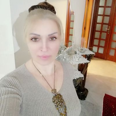 KhawlyPauline's profile picture. DM🚫الخاص