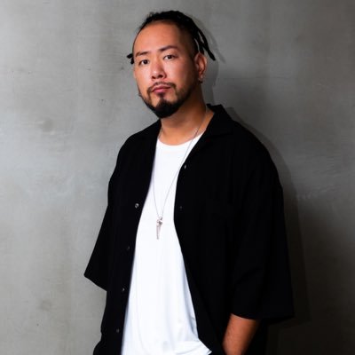 部署も役職もない株式会社ColorkrewというIT企業で人事やってます。 DJは18歳から。モットーは「遊ぶように働き、働くように遊ぶ」。 https://t.co/yB7OLUgyEh https://t.co/FK9CIxQbYf