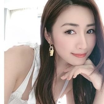 rika189175's profile picture. 