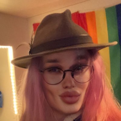 Your local queer firearms enjoyer. 😌Shitposting, språk és lőfegyverek 🤠25