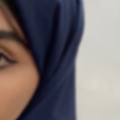 2lree3's profile picture. كأنكِ وردة زُرعت:بين حُطام قلبيِ.