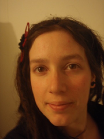 Artisan, woodmaker & soapmaker, follow me here and on Etsy where u can find my creations / Artisane, ébéniste et savonnière, suivez mes pérégrinations ici