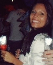 quem se descreve, se limita.