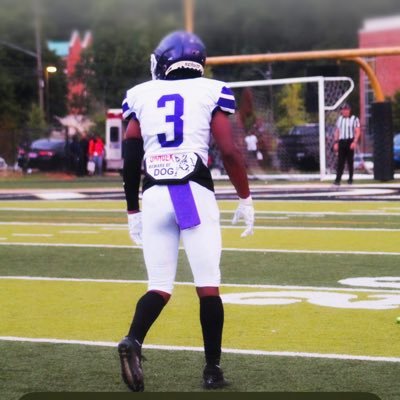 6’2 195 WR/DB Bessemer city high school c/o 24’. 2. 8 gpa email. jayking2719kings@gmail.com