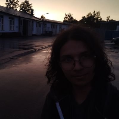 quarzizus's profile picture. ⚡☁️🌷