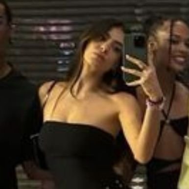 bina_cruxx's profile picture. 𝒔𝒉𝒆/𝒉𝒆𝒓  -fan account-
 ☁︎

シ︎
bbsaurus parents ♡

                    hidalgo 1999/
gonzalez 1998