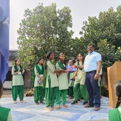 OMPRAKASHS41127's profile picture. 