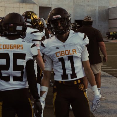 Football/6ft/155lbs(Safety/Wr)Age:17 Class of 2025 Cibola highschool|