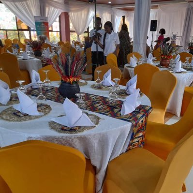 Get the best decoration and cakes from philo decorators and bakery