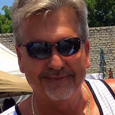 DavePow32187539's profile picture. 