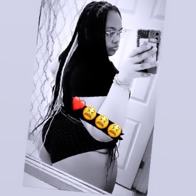 Content Creator 😻 | Thick 🩷🫣| 5$ Dm fee 😩