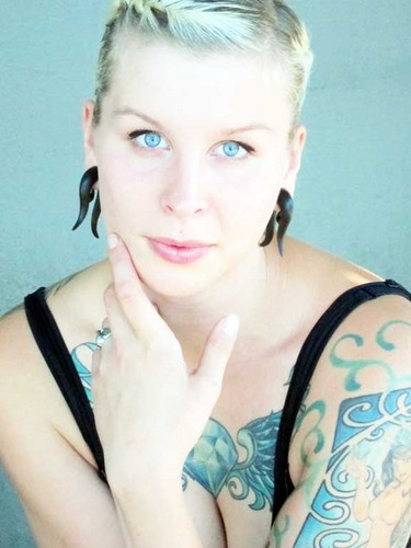 JulianneRogers1's profile picture. Bomba