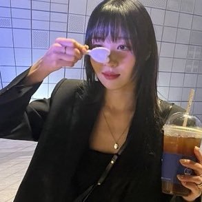 yibuuuu3u's profile picture. 