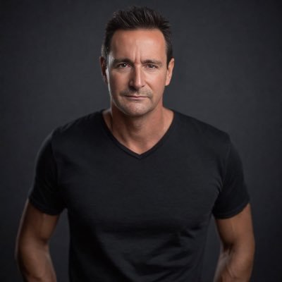 markhippo's profile picture. Founder @ziglumoney and previously @starlingbank #crypto #banking #investments #founder #startups #fintech