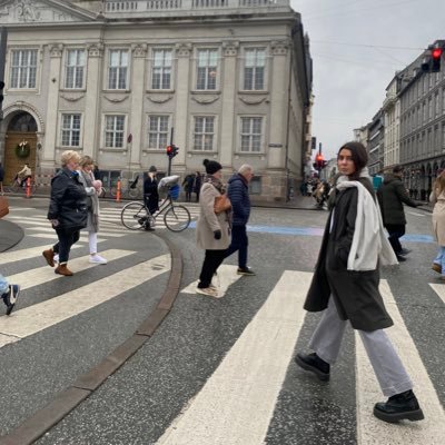 iness_abia's profile picture. ;)))))