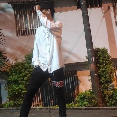 SANTIAGOR1610's profile picture. 