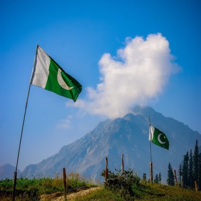 Pakistan🇵🇰. Lets keep fighting together for HAQ. Rts are not endorsements. Read & Understand Quran and follow prophet Sunnah PBUH