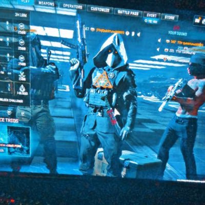Quicktuna on twitch Just a small streamer trying to make a living..