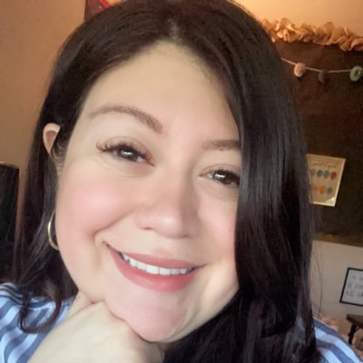 nettvee's profile picture. ❤️