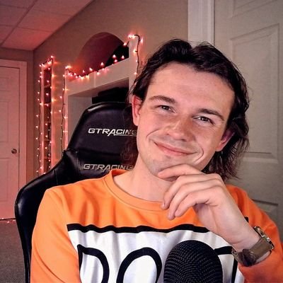 (He/Him) Content Creator 💡 | Variety Streamer 🎮 | Variety Human 💁 | Theatre Nerd 🎭 |  General Goofball 🤪

     https://t.co/z6mWbLzhl2