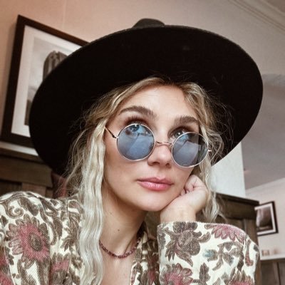 Clare Bowen