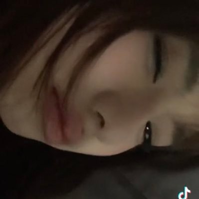 moonizxc's profile picture. no