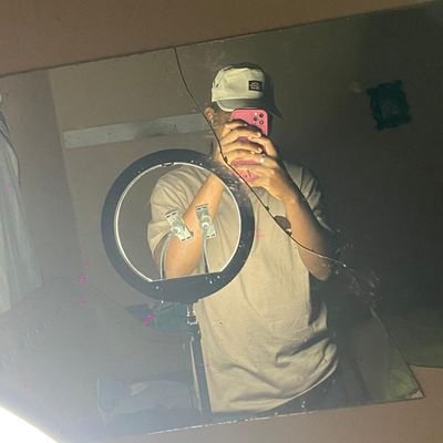 PrinceEdilson's profile picture. 🇲🇿🇺🇸.                                                                                          . 

Viva a traição ❤️

New account