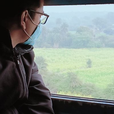 AshishNTripathi's profile picture. Hindi Speaking Hindu Brahmin Boy 🐚 Some people may've problem with every word of this identity.
श्रीराम : "विप्र वंश की अस प्रभुताई, अभय हो जो तुम्हिहं डराई।"