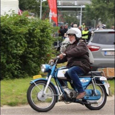 Mullerbeek's profile picture. I(n)N(ederland)D(oor)O(omstandigheden)