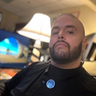 yassernunez's profile picture. Gamer,Geek