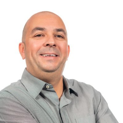 Consultor IT de diferentes tecnologías, especialista en Azure y fan de Apple.