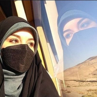 اللهم صل علی محمد و آل محمد و عجل فرجهم
دانشجوی حقوق
#لبیک_یا_خامنه_ای ✌️
فالو بک❤️🙏