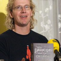 R. Scott Bakker en Español (@scottbakkeresp) 's Twitter Profile