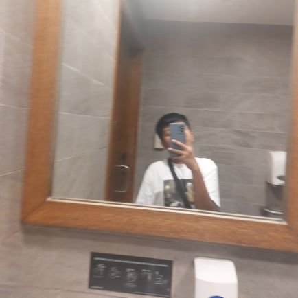 andri_22386's profile picture. qué deseas?
