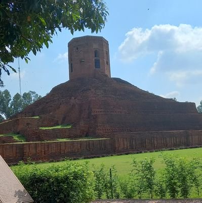 DebarghyaBhat18's profile picture. 