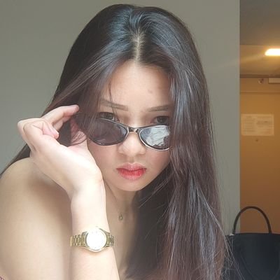 laramaldita22's profile picture. Don't be insecure with someone just be yourself.