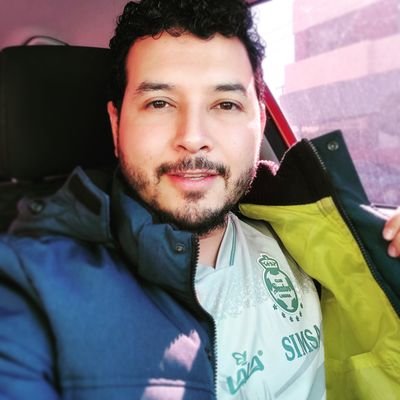 Guerrero de corazón💚
Abogado penalista⚖
amante de los lonches de carnitas con aguacate 🥑, los de adobada no.