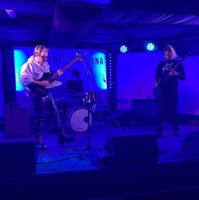 Bristol based band. Don't know what we're doing but we're having fun doing it.

https://t.co/TMbKLSVlXd