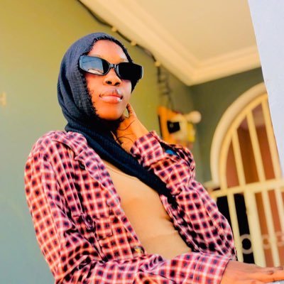 🦋Chumbeh🦋 Proud Muslimah🙏🏽 Sagittarius♐️ Wattpad Lover❤️👌🏽 🇬🇲..!