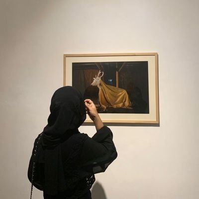 sarolizaa's profile picture. تنهانشینِ گوشه‌ی غم‌خانه‌ی خودیم.