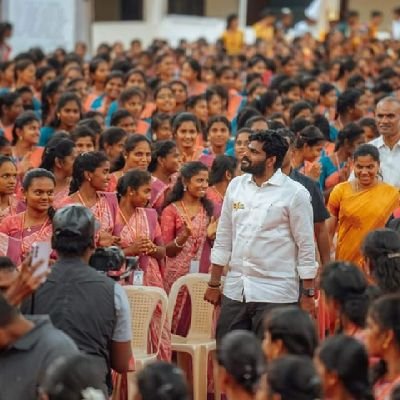 |  BJP Supporter | | அண்ணாமலையின் தம்பி 💞| 
நேர்மையான ஆட்சி ,மக்களுக்கான ஆட்சி  விரைவில் (2026)