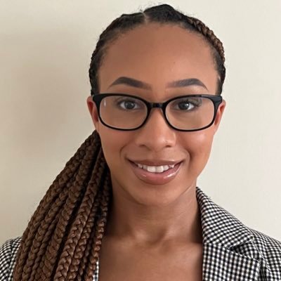 Teacher of English 👩🏽🏫 Bsc English Language✏️ Huge Bookworm 📚