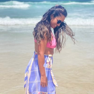 Camidominguez93's profile picture. 