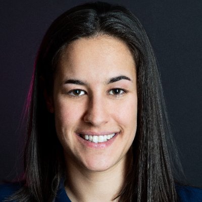 ChampagneSJade's profile picture. Photographe. Rédactrice. Création de contenu.