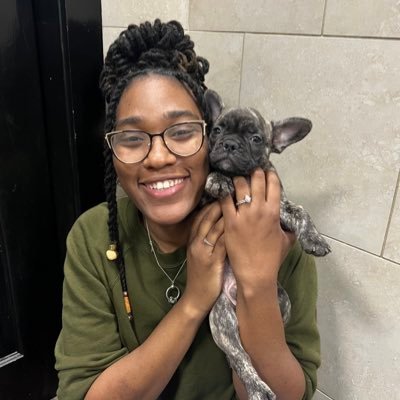 __iHeartJB's profile picture. ❤️🐬🐴🦒🐘🐶🐷❤️