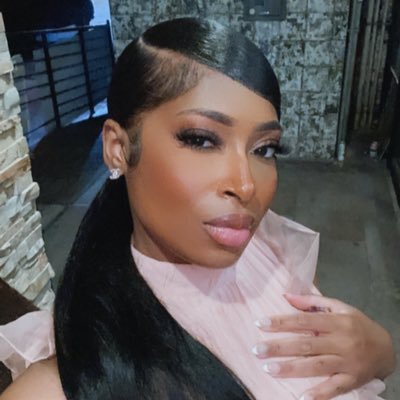 theALIDiaries's profile picture. 