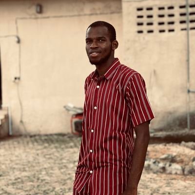 Catholic to the Core🇳🇬🇻🇦 • Programming Craftsman🧑‍💻 | Computer Engineering (CpE) Undergraduate @acesuniben23