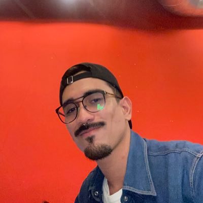 Giezivm's profile picture. architekt