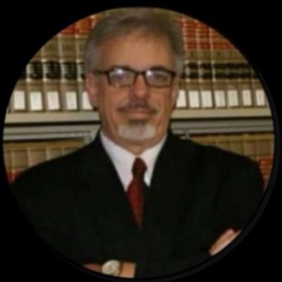 Attorney | Chiropractor | Comments & DMs not legal advice | #SpacesHost | @MobyMedia | https: https://t.co/Ptt0I0YcaE | Patriot